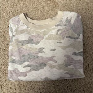 old navy never worn camo crewneck